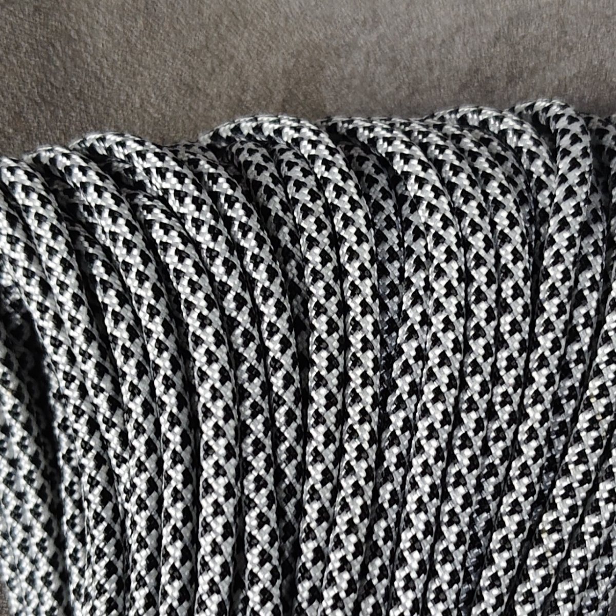 Tali Paracord 4mm  No 281